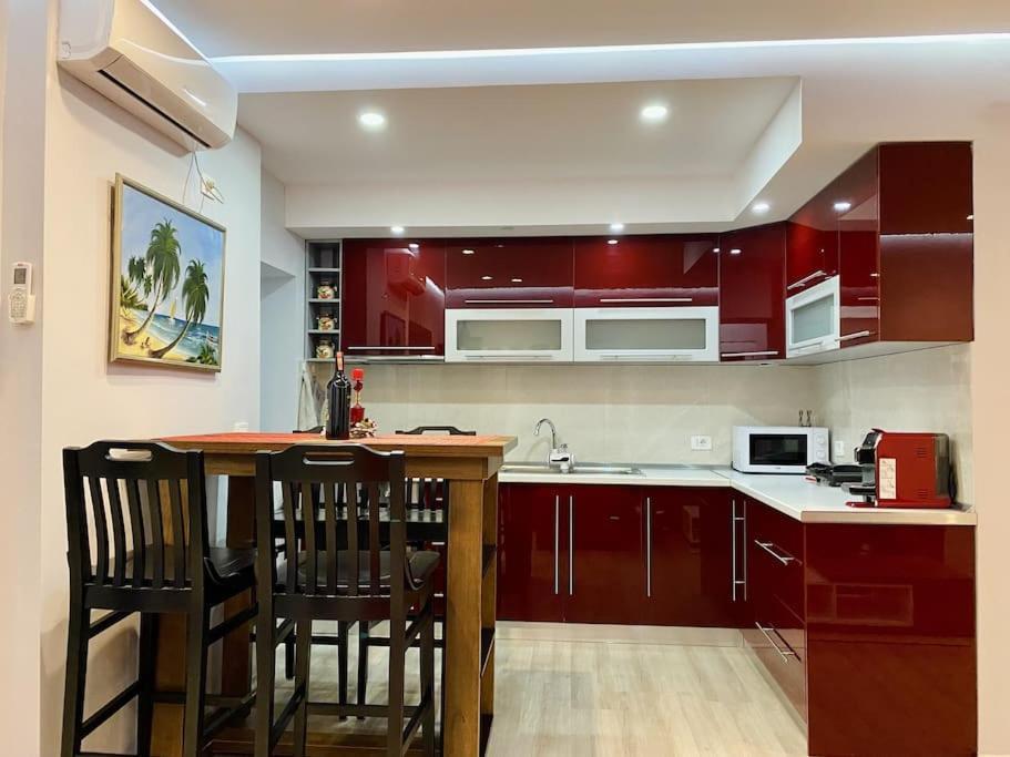 Your Home In Тирана Екстер'єр фото