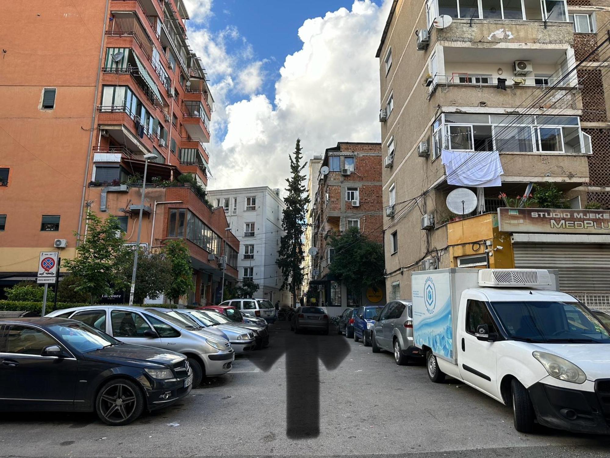 Your Home In Тирана Екстер'єр фото